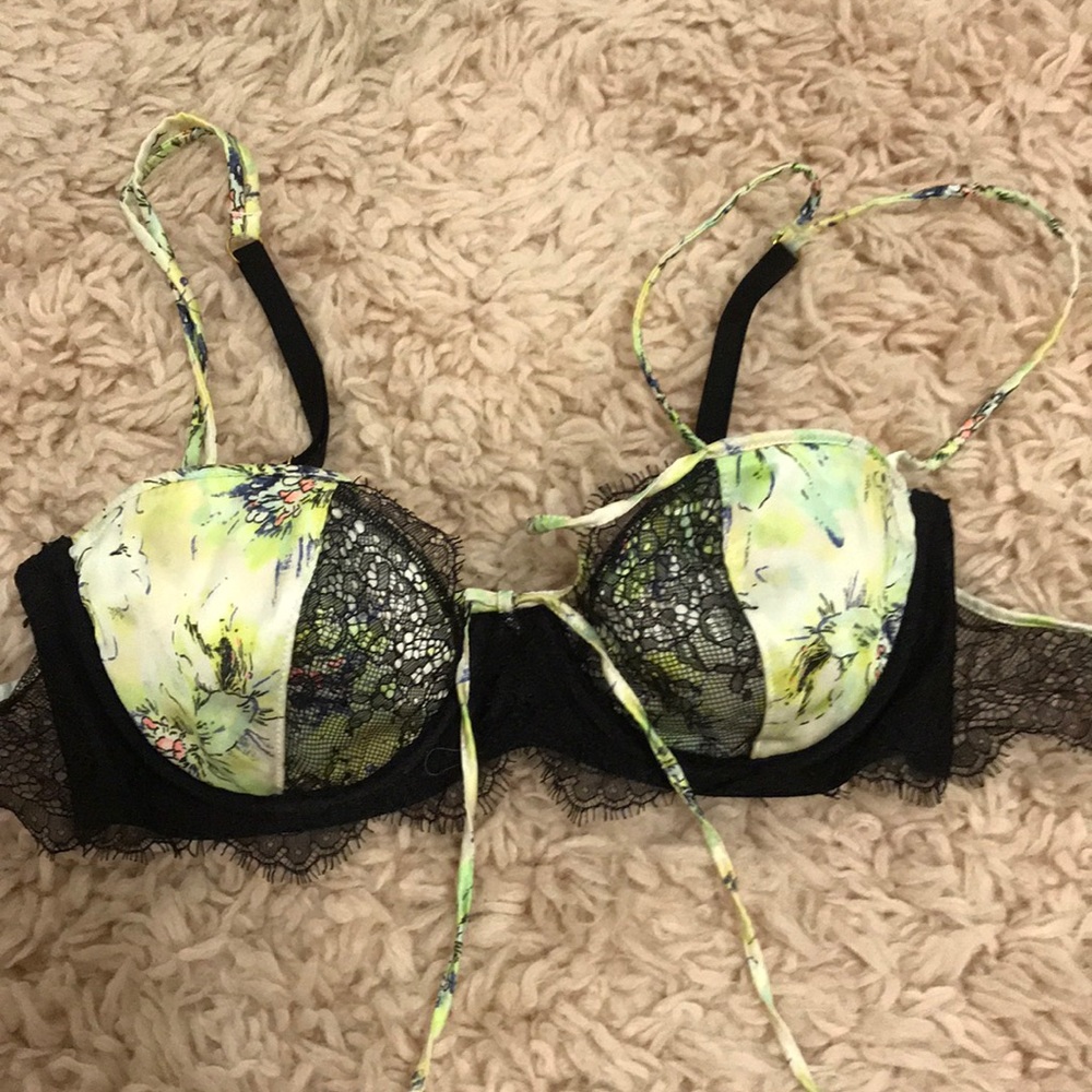 Bra